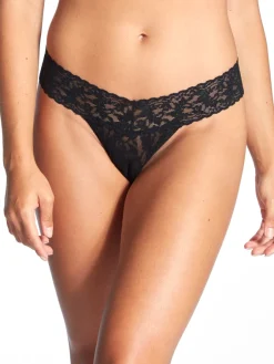 HANKY PANKY Signature Lace Low Rise String, 3er-Pack