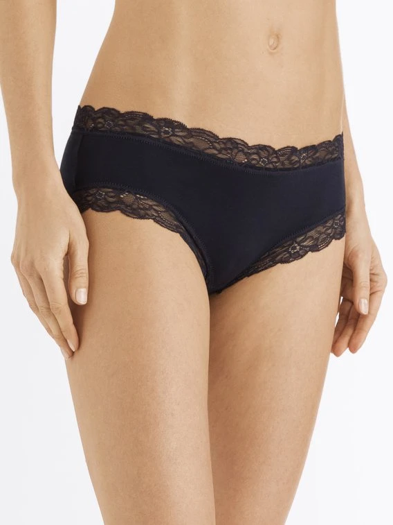 HANRO Cotton Lace Hipster 3 HANRO Cotton Lace Hipster