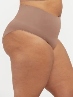 Spanx Ecocare Everyday Shaping Shape-Slip -SPANX-Shop Spanx Ecocare Everyday Shaping Shape Slip beige 40047R CAFe AU LAIT 3